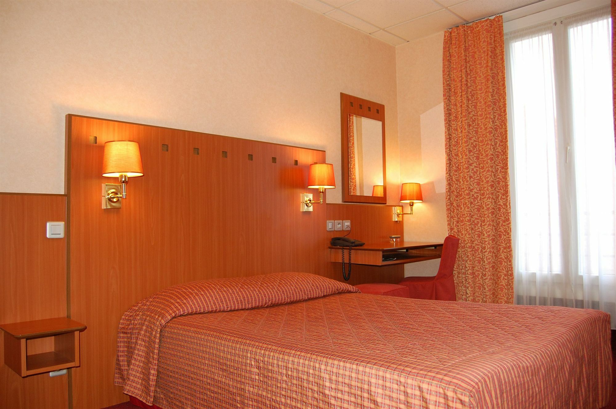 Hotel Terminus Orléans Parigi
